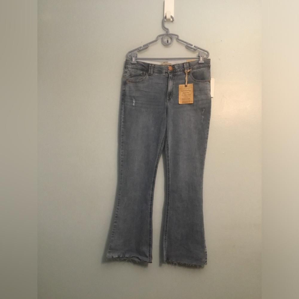 Democracy Women's Light Wash Flare Jeans